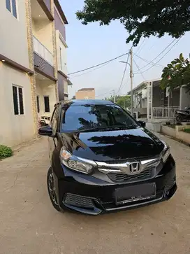 Honda Mobilio pajak panjang