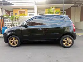 Kia Picanto 2009 Bensin