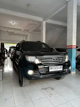 Toyota Fortuner VNT 4x4 Diesel Matic 2015 Rare