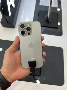 iPhone 16 Pro (Promo cicilan bunga 0%)
