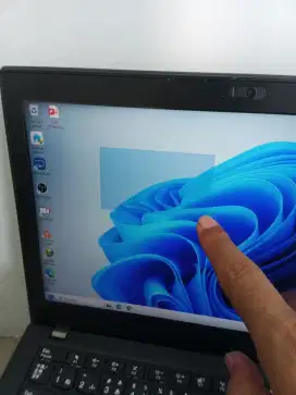 Laptop Thinkpad x280 layar sentuh core i5 gen8 ram 8gb