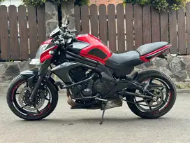 Kawasaki ER6N 2012