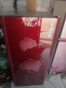 Kulkas 1 pintu Politron