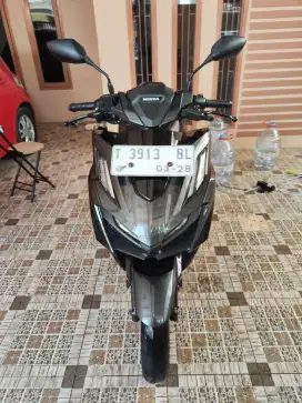 HONDA VARIO 160 2023 - KM RENDAH