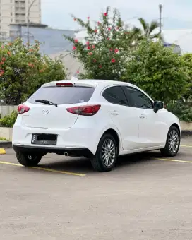 Mazda 2 1.5 GT 2021 nik 2020 Skyactiv-G AT Putih Facelift