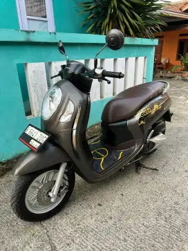 Scoopy 2023 Gres low km pajak panjang B depok