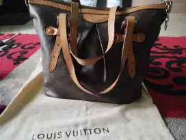 Tas LOUIS VUITTON LIKE NEW ADA NOSER