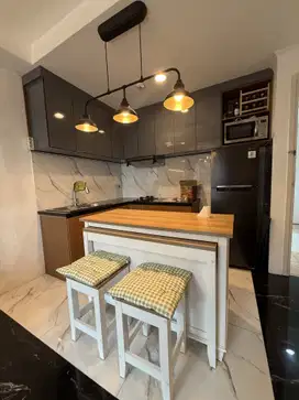 Disewakan aparteman lantai 23 manhattan bay