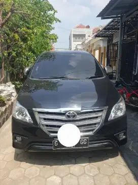Dijual, kijang Innova 2012
