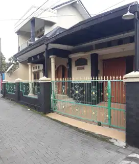 Rumah 2lt bersih minimalis di Concat