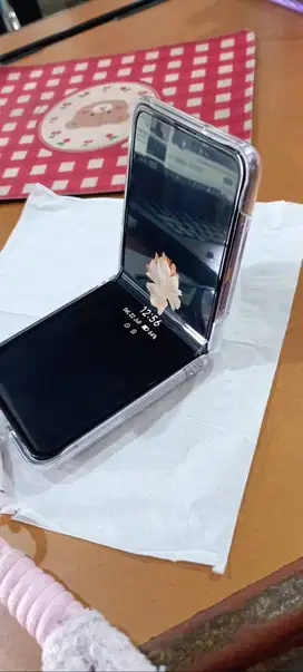 TECNO PHANTOM V FLIP 5G