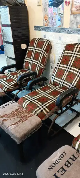 DIJUAL 2 KURSI REFLEKSI