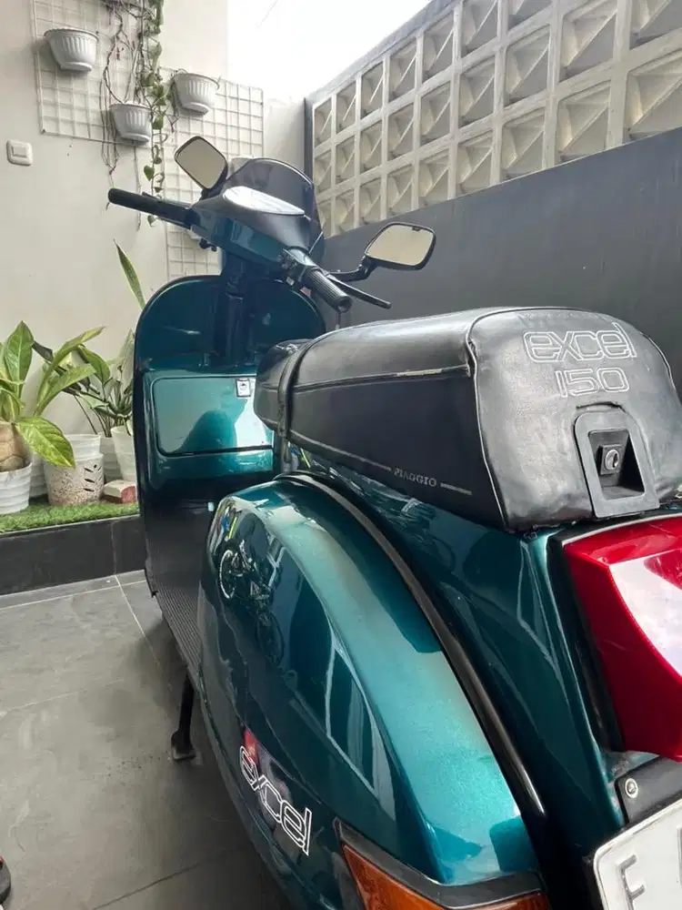 Vespa Excel 2001 Ori Hijau Metalic