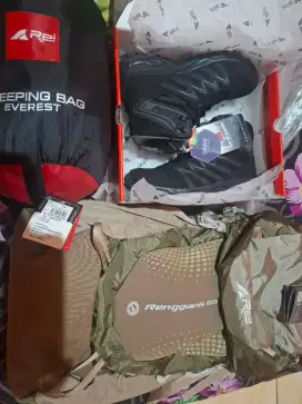 Produk arei asli 100% hangtag masih nempel