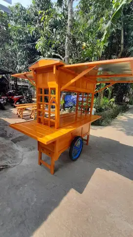 gerobak angkringan belom seminggu dijual mau ganti yg model lain