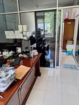 Ruko tiga lantai di muka Harapan indah JGC jakarta garden City thb pup