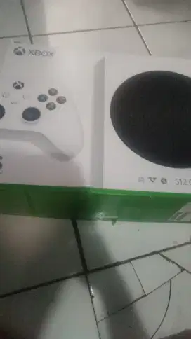 Xbox series S 512GB + SSD adata external 256GB + game RDR2