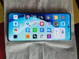 Realme 10 Pro + 5G 12/256 Hp Cas