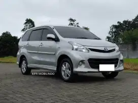 Toyota Avanza Veloz 1.5 AT 2012 Tangan Pertama