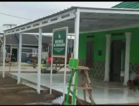 Kanopi baja ringan