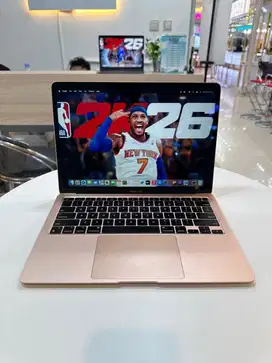 MacBook Air M1 8/256GB