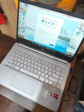 Laptop Hp 14s AMD Radeon Graphics