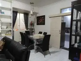 Dijual rumah harga bu taman golf modernland tangerang