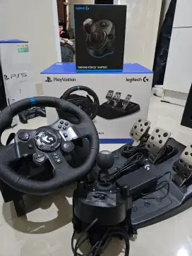 TRUEFORCE G923 RACING WHEEL AND PEDALS + Shifter