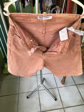 Celana Pendek Pria Zara