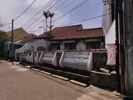 Dijual rumah mewah bangunan terawat di Jatibening Baru, Pondok Gede