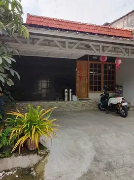 Disewakan Rumah dkt dr tol simatupang