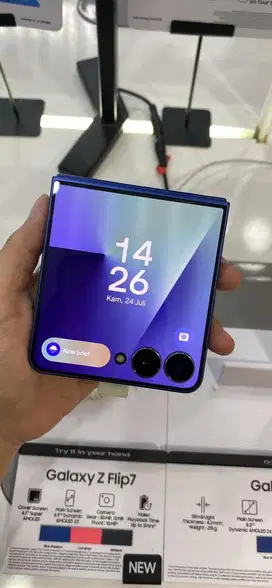 Po samsung Z Flip7 disc up to 11 juta