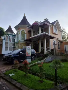 DIJUAL VILLA KOTA BUNGA PUNCAK