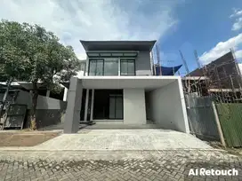 Dijual Rumah Citraland Strategis Siap Huni