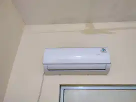 AC Midea 1/2 PK normal garansi panjang