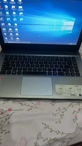 Asus X441B (bekas)
