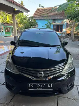 Nissan Grand Livina XV Manual L11