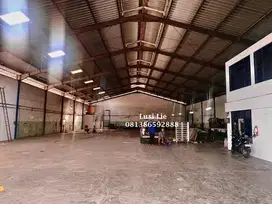 Gudang Daan Mogot luas 1200 m , office 2 lantai rapi akses kontainer