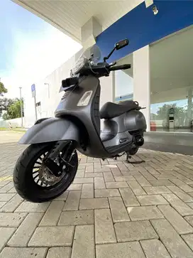 Vespa GTS 300 Super Sport