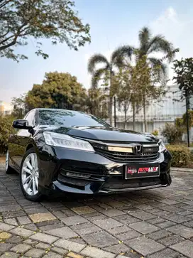 Honda ACCORD 2018 Hitam – Elegan, dan Nyaman untuk Segala Kebutuhan