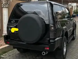DI JUAL LANDCRUISER PRADO DIESEL 4X4 MATIK KONDISI SANGAT CANTIK BAGUS
