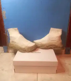 Jual cepat murah sepatu langka balenciaga triple-s mid sock ori. Italy