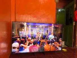 Samsung 65 Crystal UHD DU7000 4K Smart TV mulus
