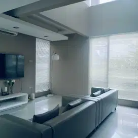 Dijual Rumah 2 Lt Asri Kondisi Rapih di Sektor 9 Bintaro Jaya 15129Ad