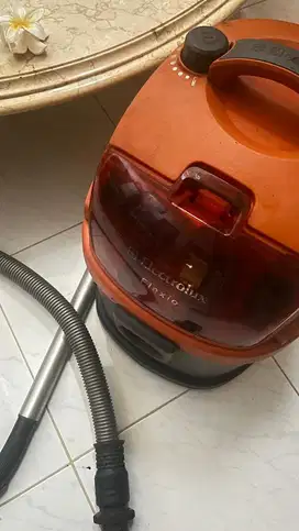 Vacum Cleaner Electrolux Z931 - First Hand