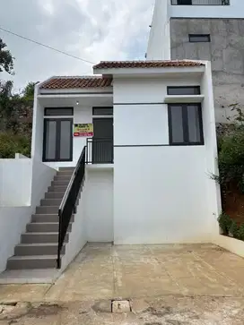 Dijual Rumah Redy Stok Dengan Suasana yang Asri