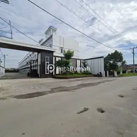 DIJUAL VILLA JALAN SURYA HAJI KOMPLEK MENTARI SOMERSET - TEMBUNG