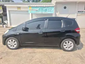 Honda Jazz 2011 Bensin