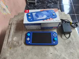 Nintendo Switch Lite Atmos 128GB Indigo Blue Fullset 02