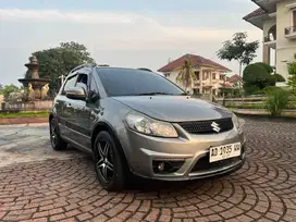 Suzuki SX4 X Over 1.5 manual 2011